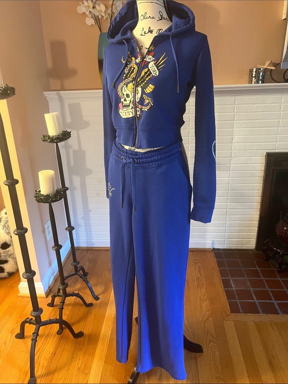 Ed Hardy Crop Hoodie/Matching Pants - Picture 4 of 10